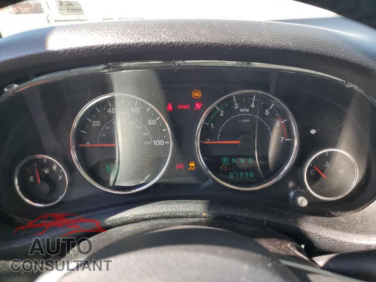 JEEP WRANGLER 2011 - 1J4HA3H16BL616540