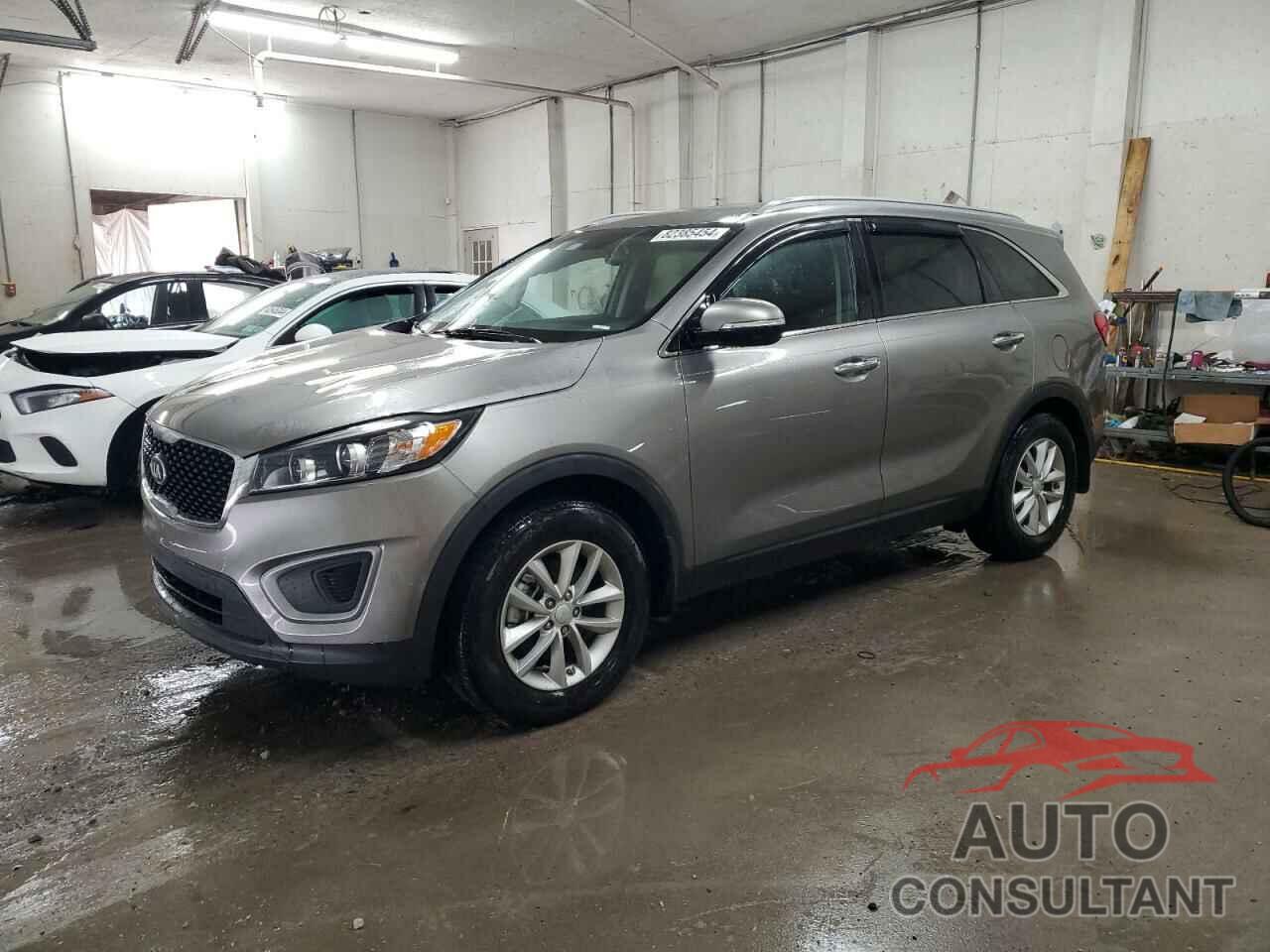 KIA SORENTO 2017 - 5XYPG4A30HG275898