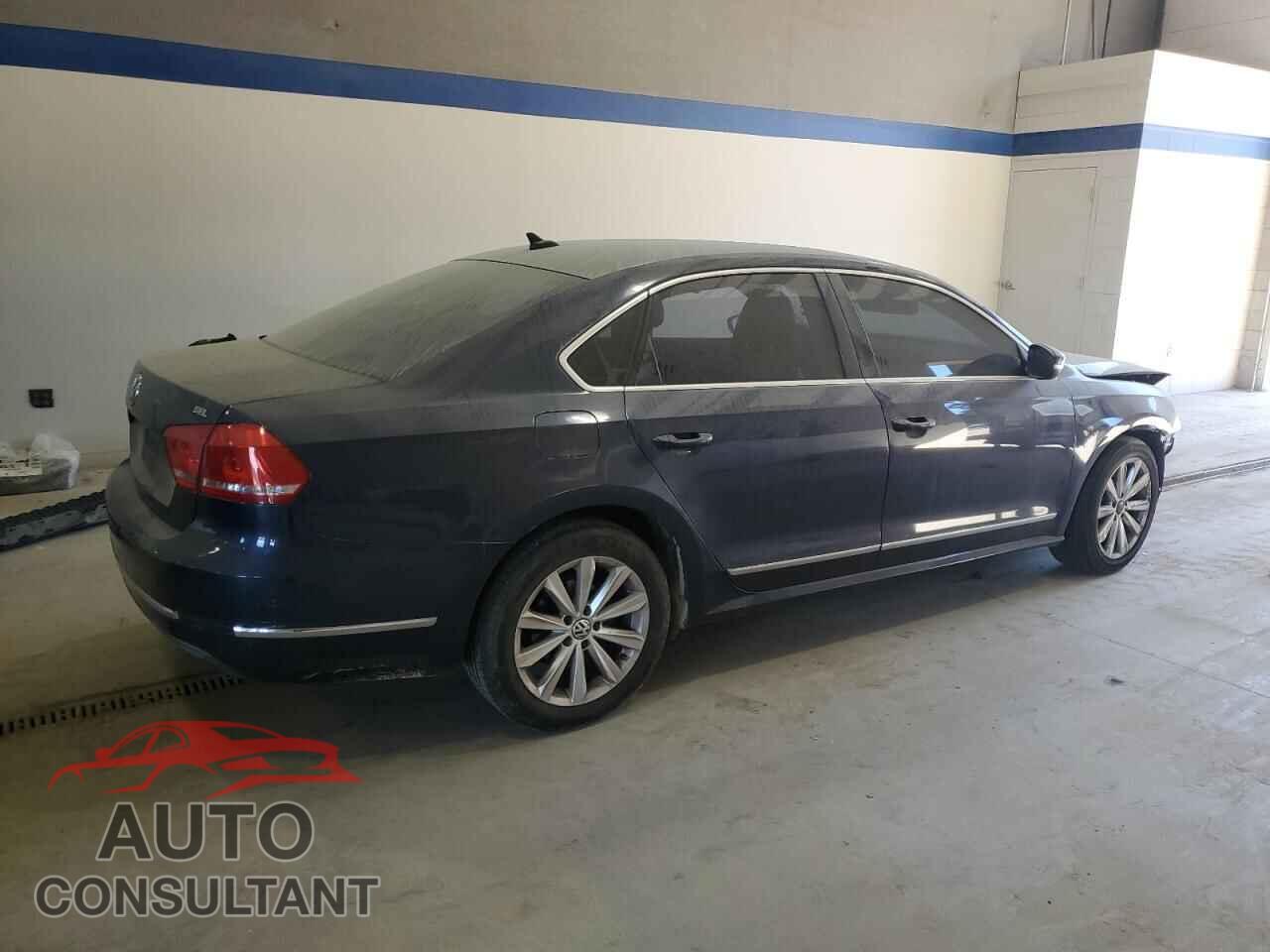 VOLKSWAGEN PASSAT 2012 - 1VWCP7A36CC015970