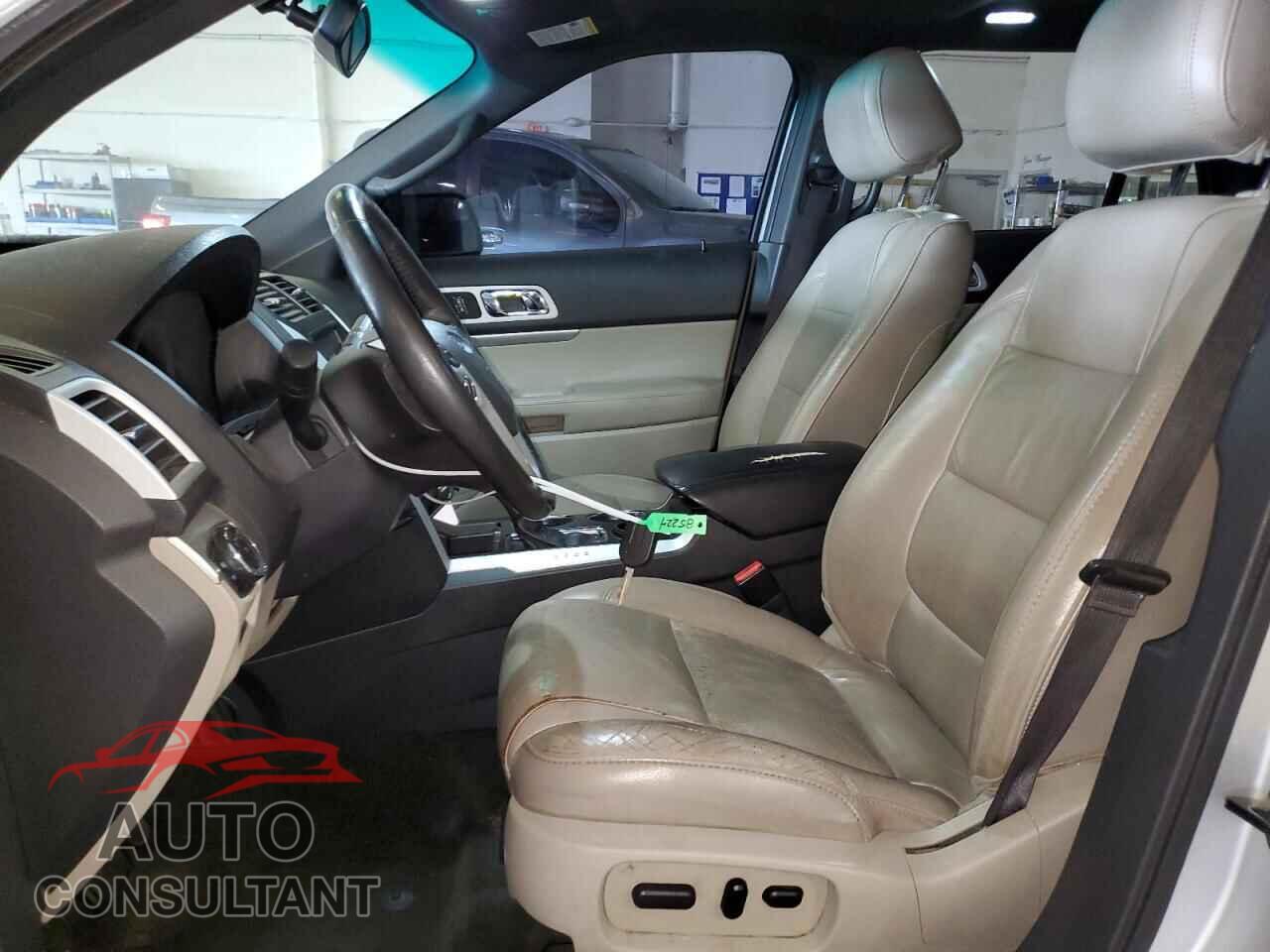 FORD EXPLORER 2011 - 1FMHK7D82BGA59059