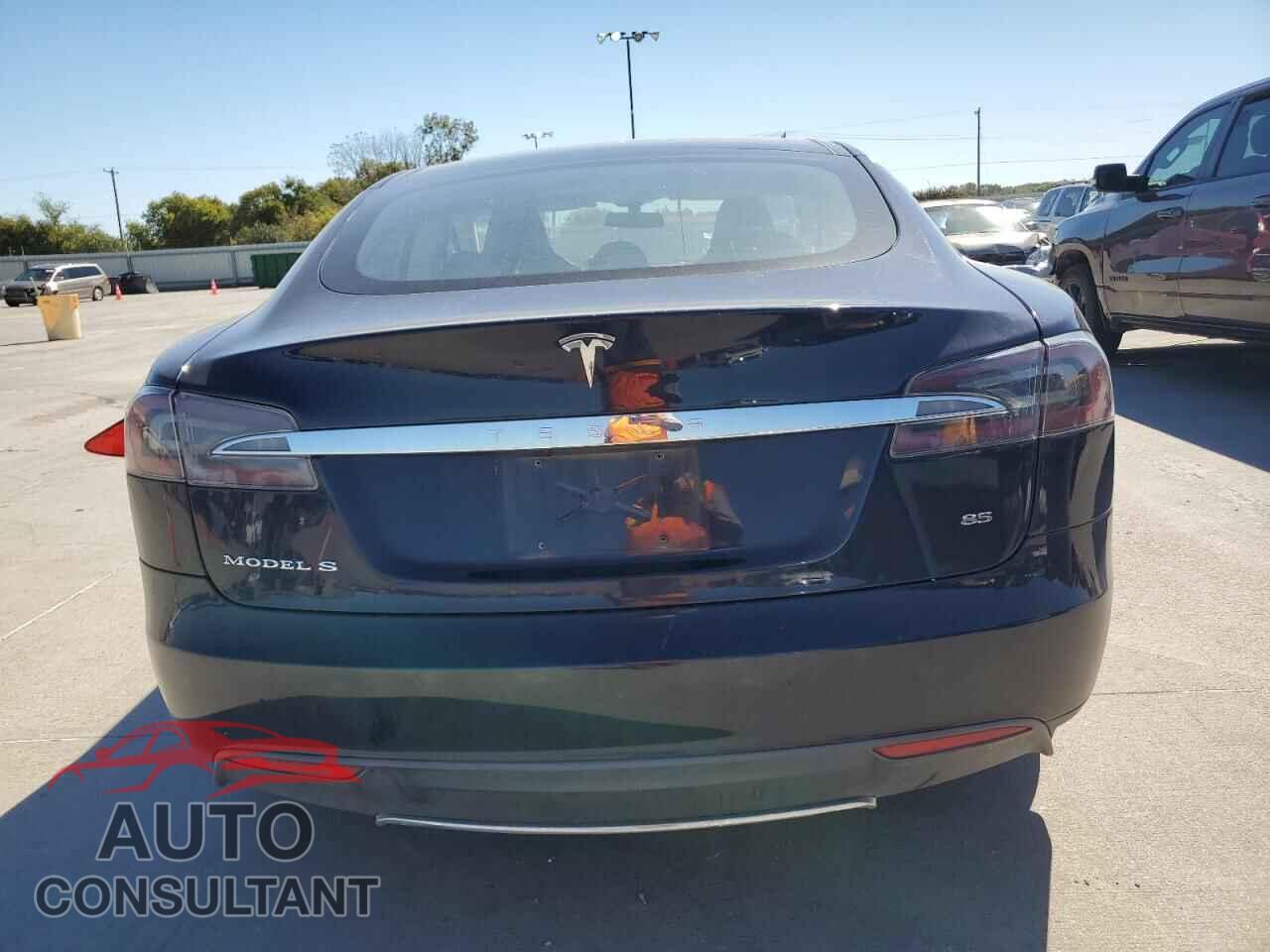 TESLA MODEL S 2013 - 5YJSA1CN2DFP21883