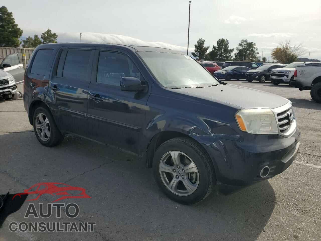 HONDA PILOT 2013 - 5FNYF3H52DB016548
