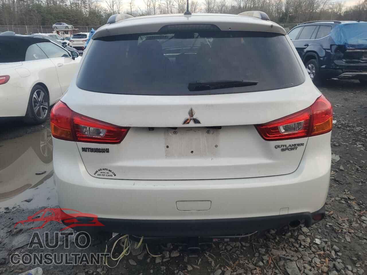 MITSUBISHI OUTLANDER 2014 - 4A4AR4AU2EE032003