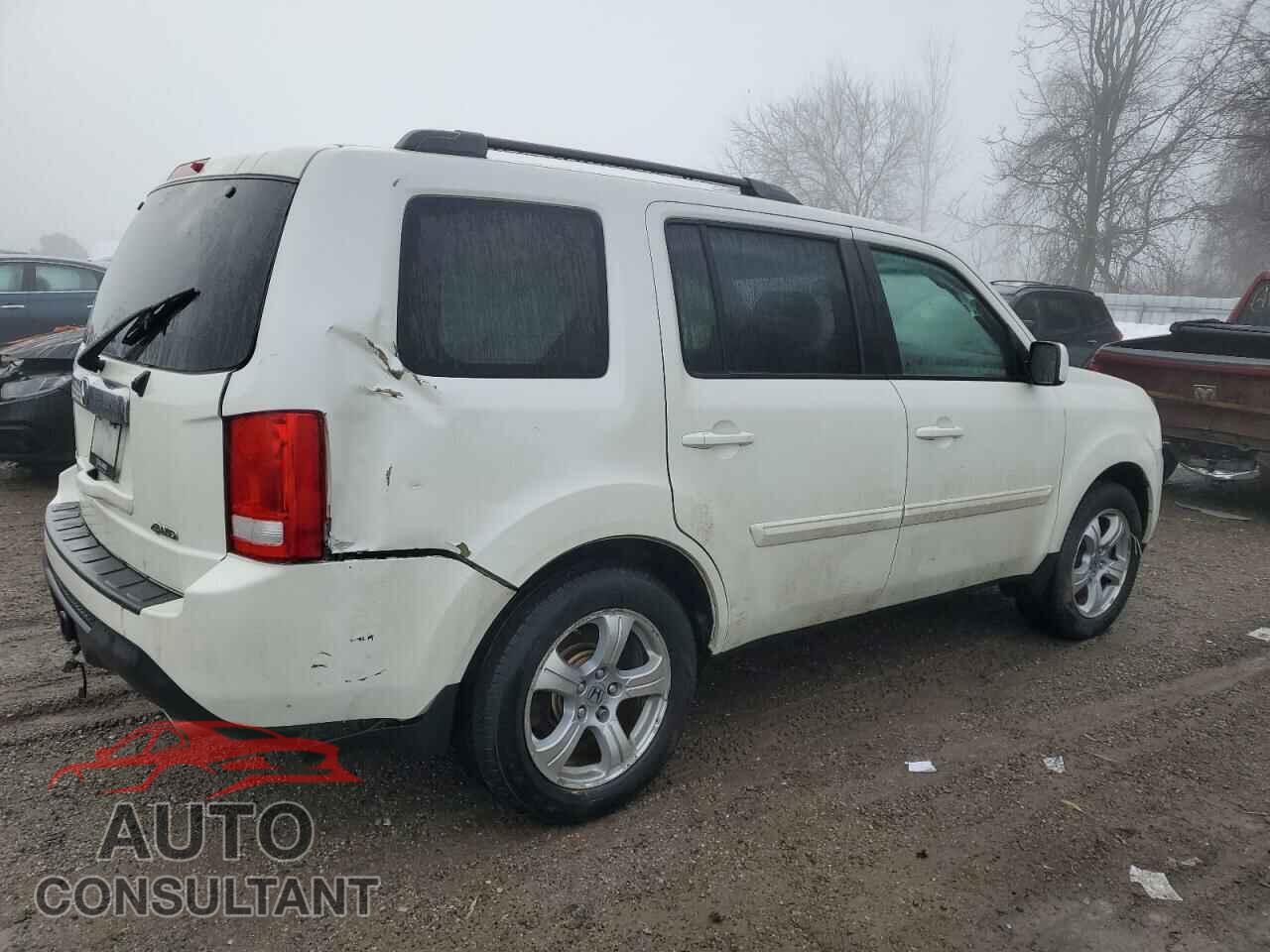 HONDA PILOT 2015 - 5FNYF4H68FB504274