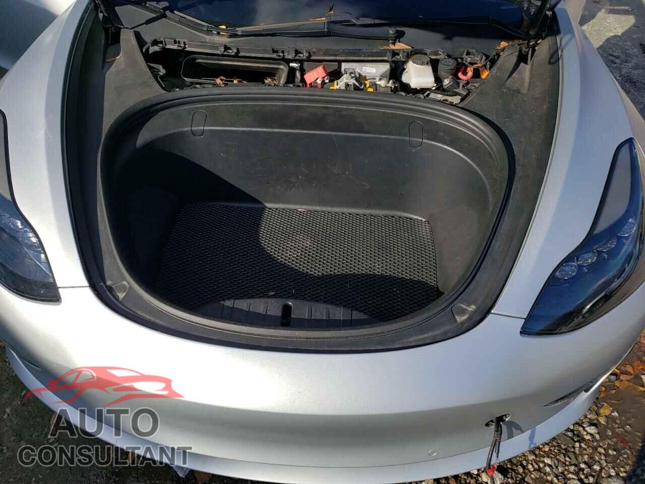 TESLA MODEL 3 2018 - 5YJ3E1EA1JF019133