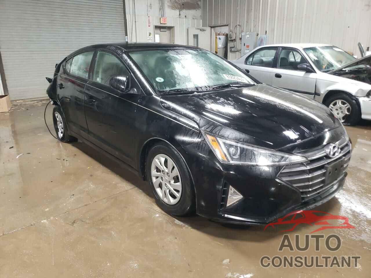 HYUNDAI ELANTRA 2019 - 5NPD74LF4KH431984