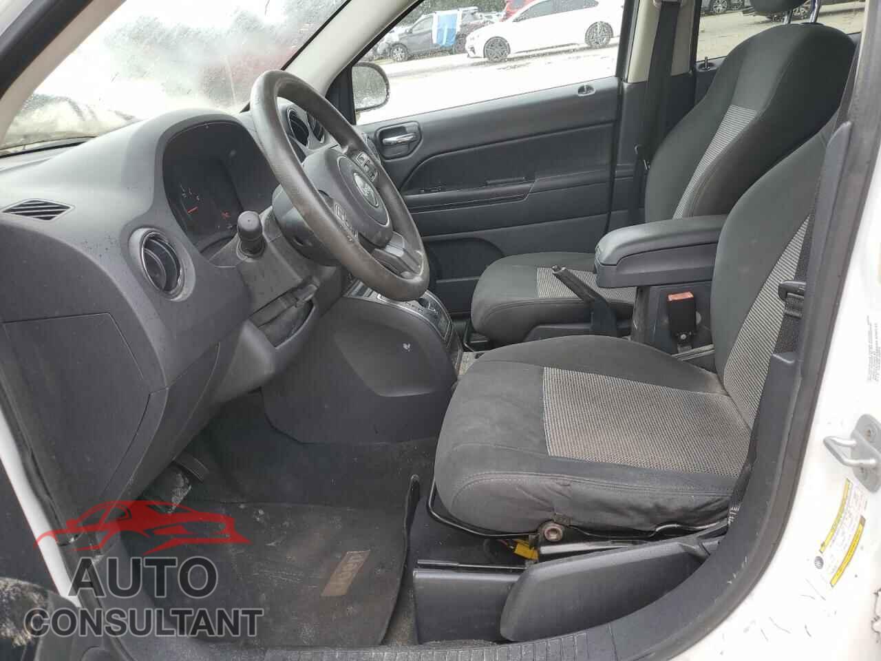 JEEP COMPASS 2011 - 1J4NF1FB6BD223071