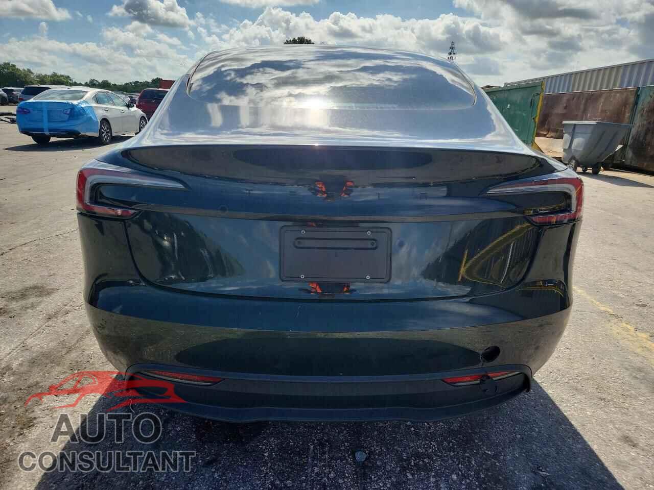 TESLA MODEL 3 2026 - 5YJ3E1EA8TF155455