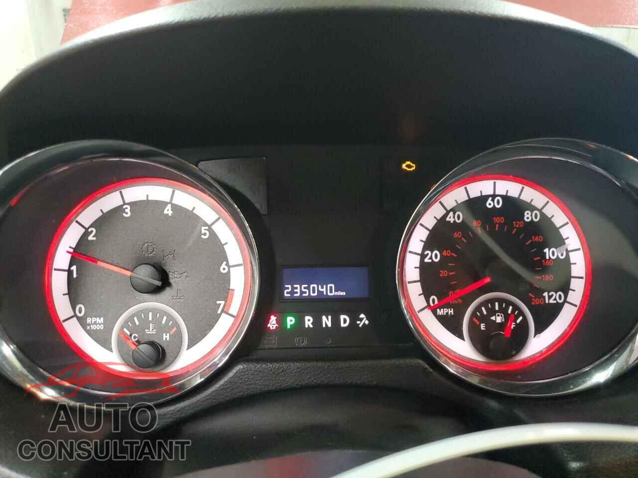 DODGE CARAVAN 2011 - 2D4RN4DG2BR687002