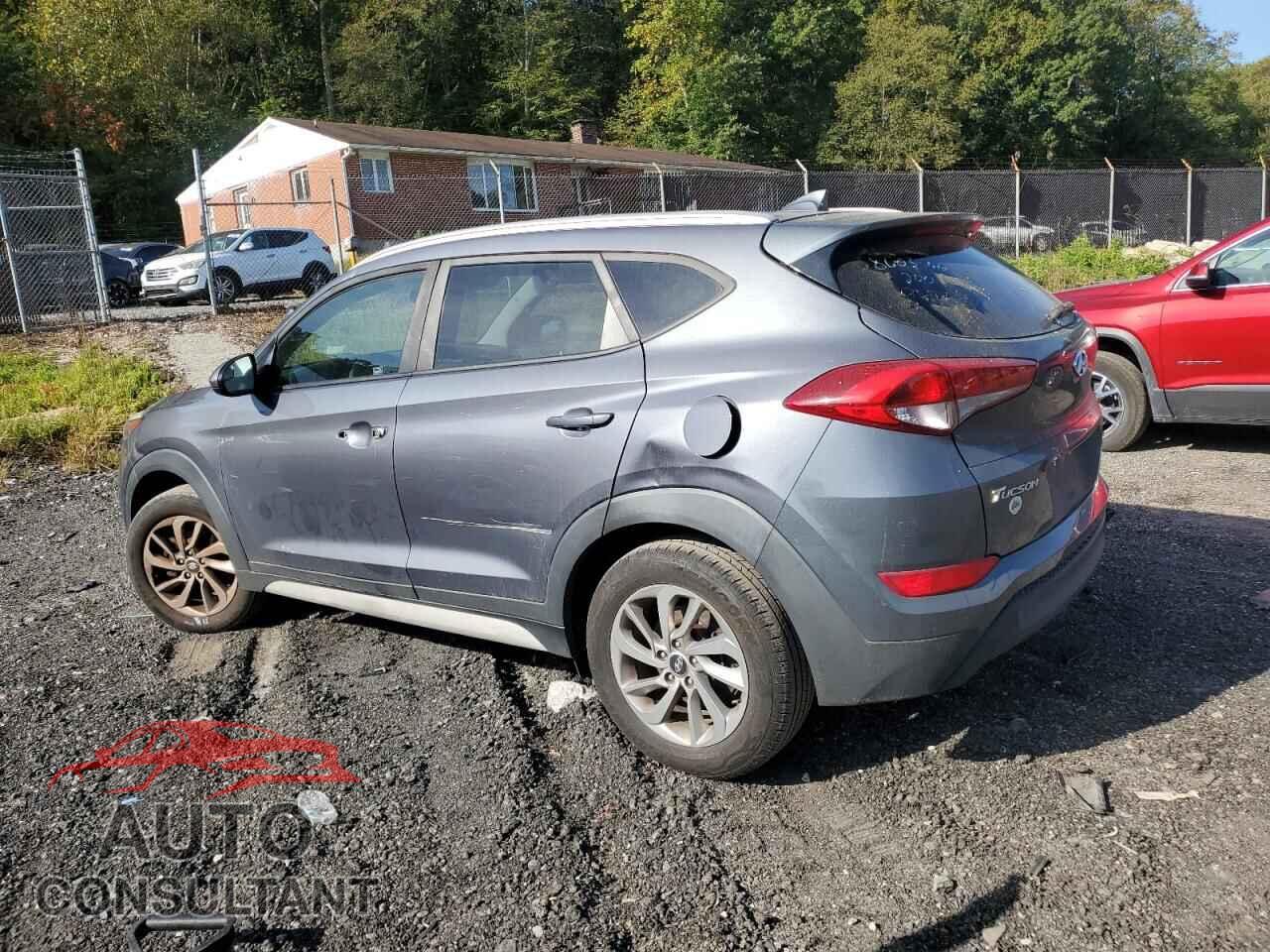 HYUNDAI TUCSON 2018 - KM8J3CA46JU625927