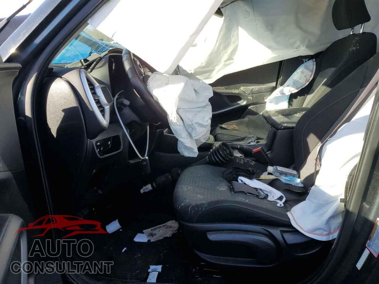 KIA SOUL 2020 - KNDJ63AU7L7049763