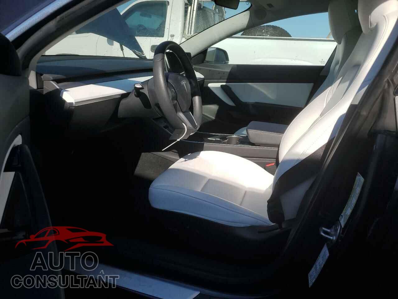 TESLA MODEL 3 2019 - 5YJ3E1EB4KF390829