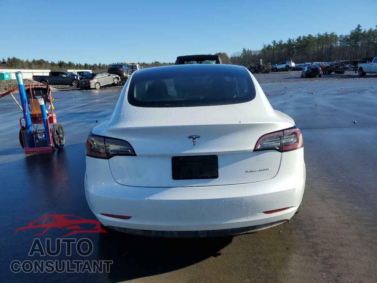 TESLA MODEL 3 2022 - 5YJ3E1EB7NF311111