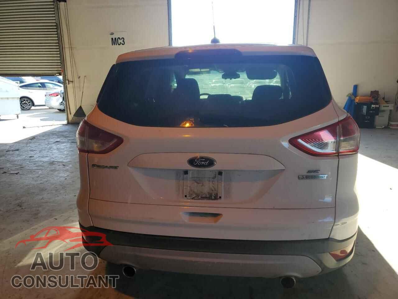 FORD ESCAPE 2013 - 1FMCU0GXXDUB25005