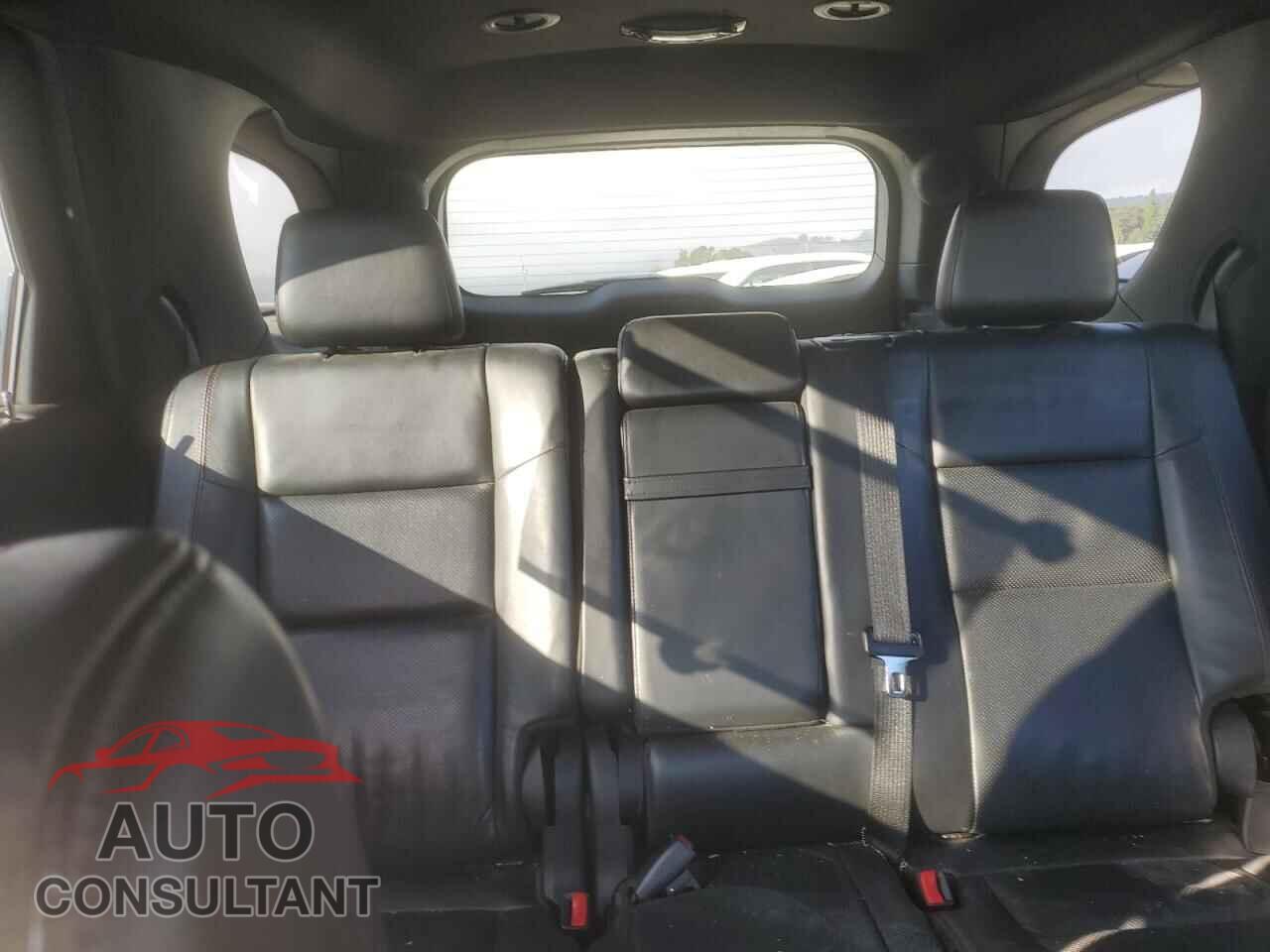 DODGE DURANGO 2018 - 1C4SDJCTXJC150240
