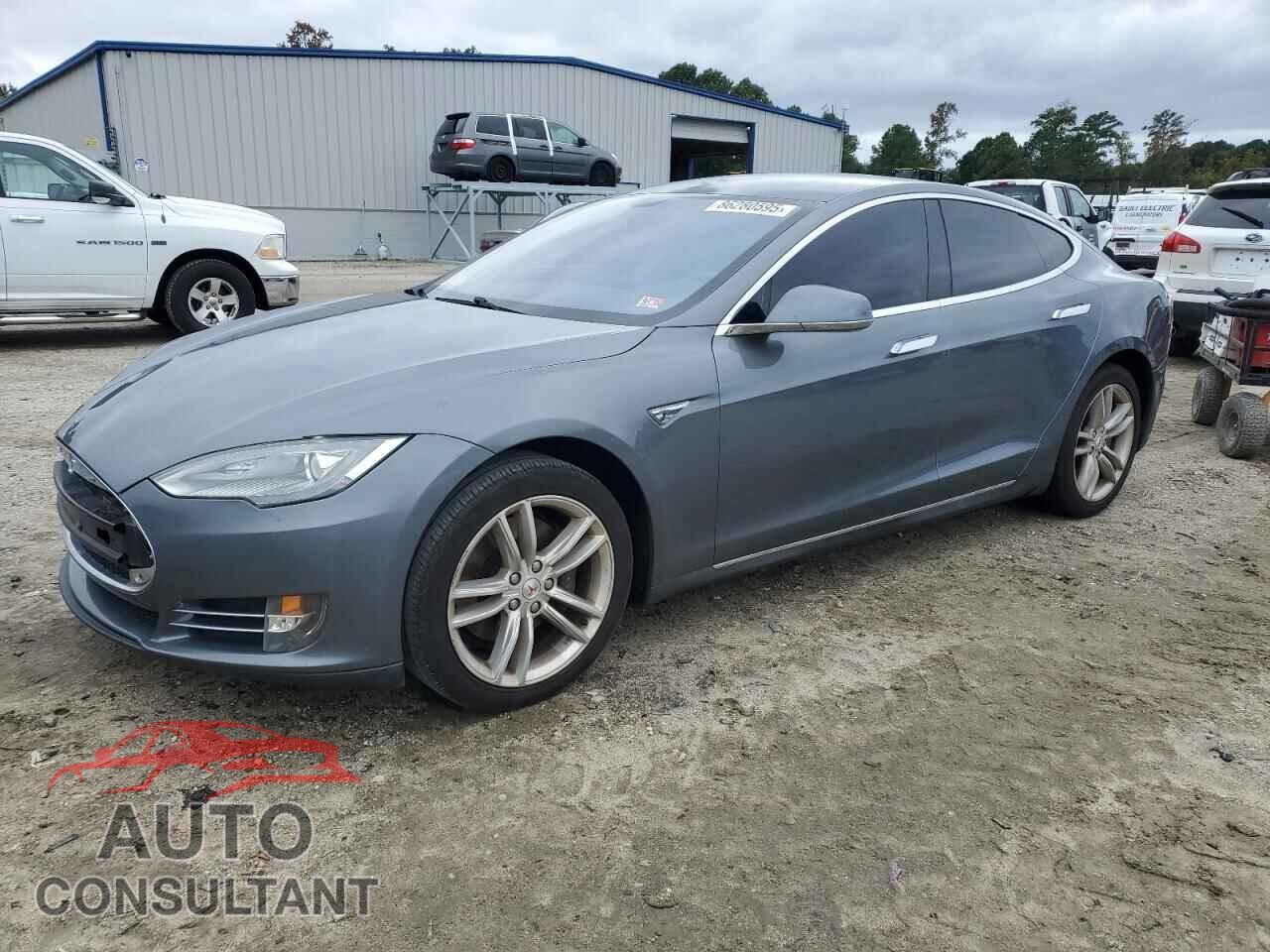 TESLA MODEL S 2013 - 5YJSA1DN4DFP26436