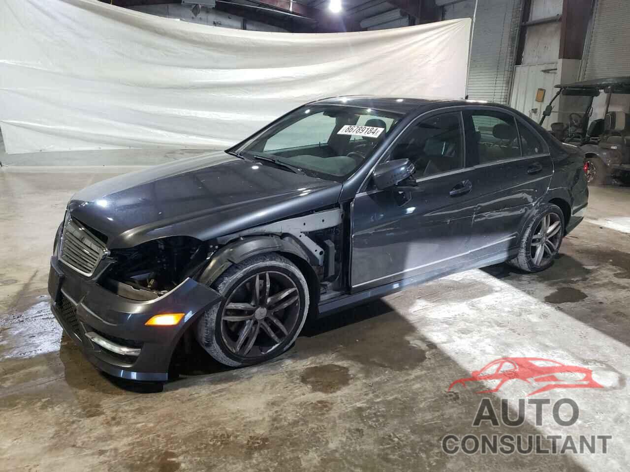 MERCEDES-BENZ C-CLASS 2013 - WDDGF8AB5DR283935
