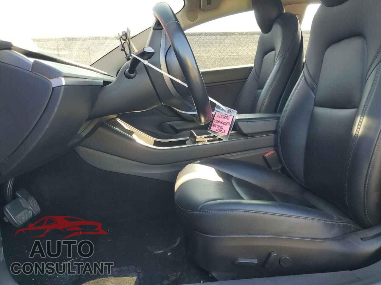 TESLA MODEL 3 2018 - 5YJ3E1EAXJF042457