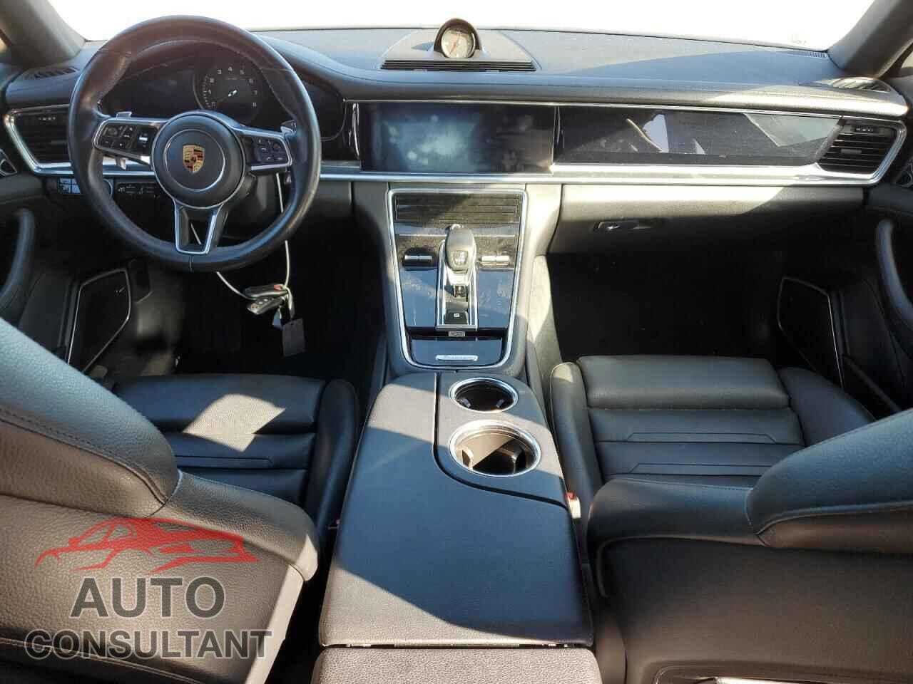 PORSCHE PANAMERA 2018 - WP0AA2A75JL101009