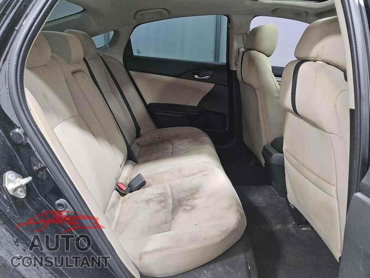 HONDA CIVIC 2017 - 19XFC2F71HE021010