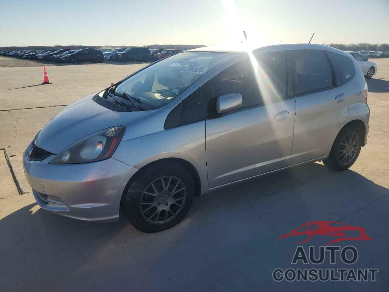 HONDA FIT 2013 - JHMGE8H31DC036859