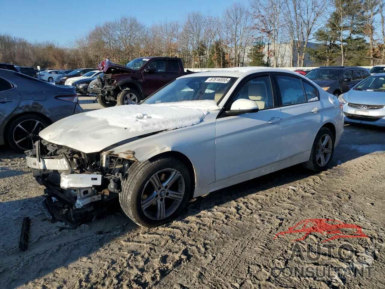 BMW 3 SERIES 2013 - WBA3C3C54DF982645