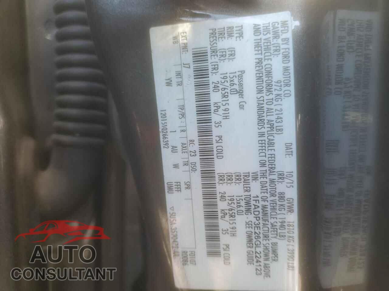 FORD FOCUS 2016 - 1FADP3E26GL224123
