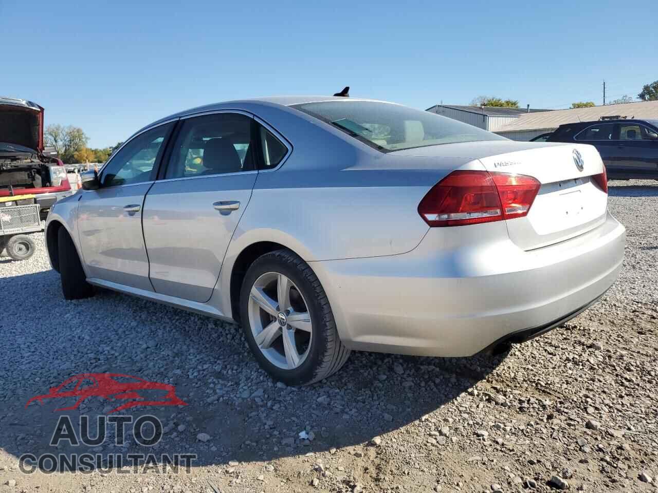 VOLKSWAGEN PASSAT 2015 - 1VWAT7A37FC086392
