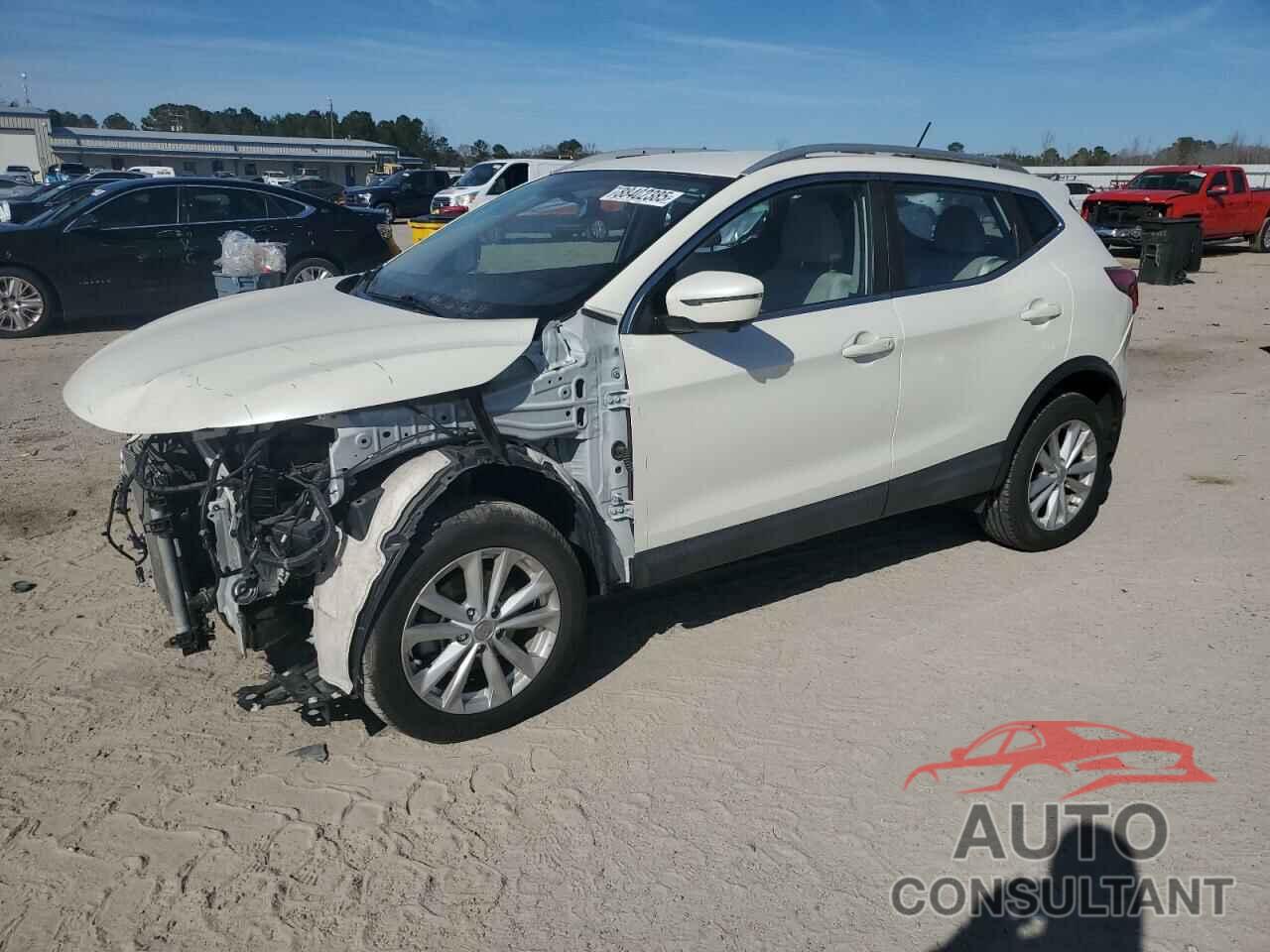 NISSAN ROGUE 2018 - JN1BJ1CP4JW159822