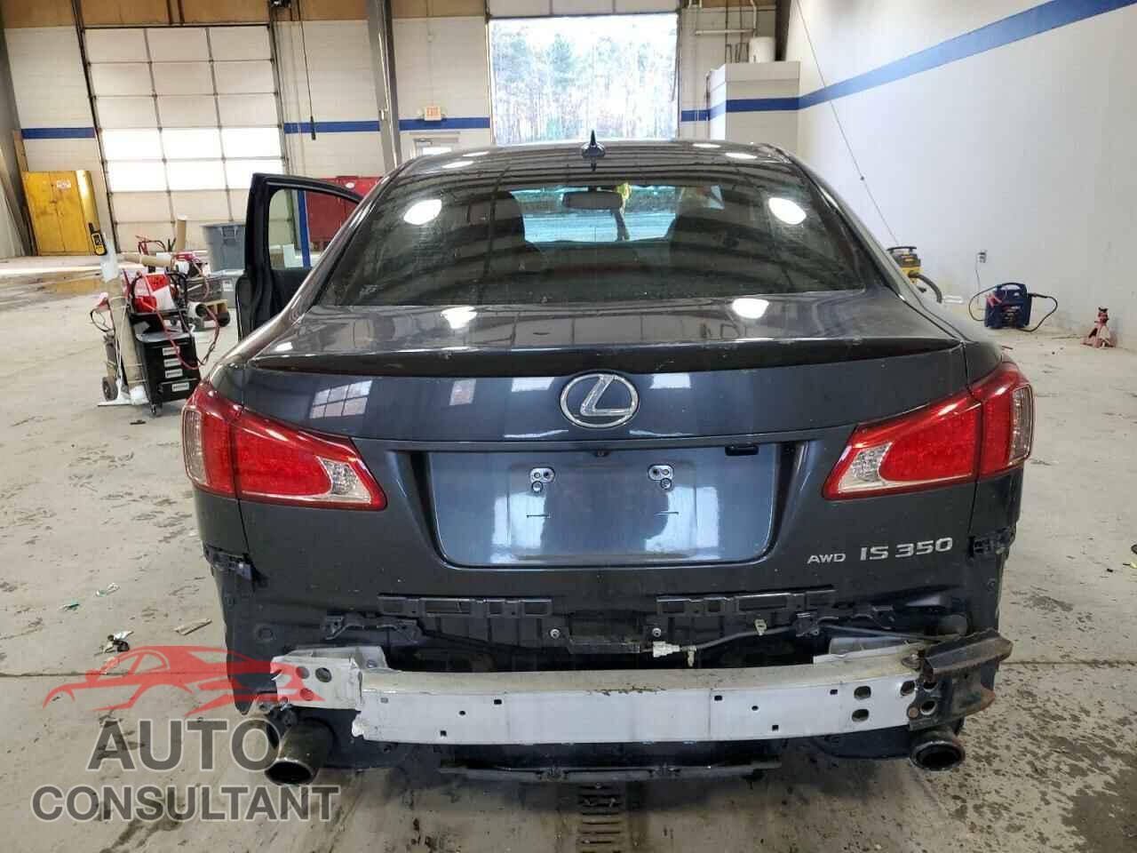 LEXUS IS 2011 - JTHCE5C26B5000114
