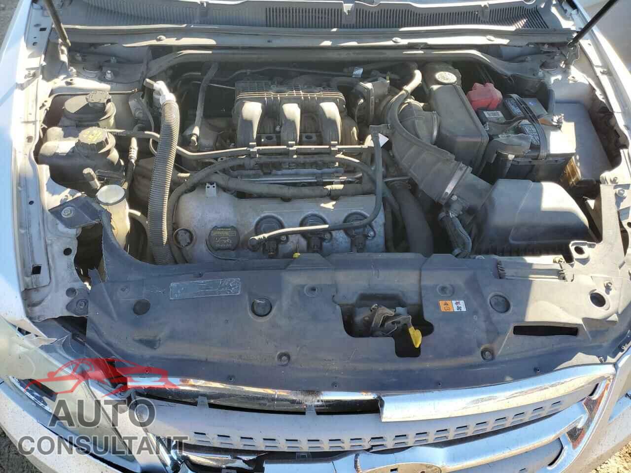 FORD TAURUS 2011 - 1FAHP2DW2BG187847