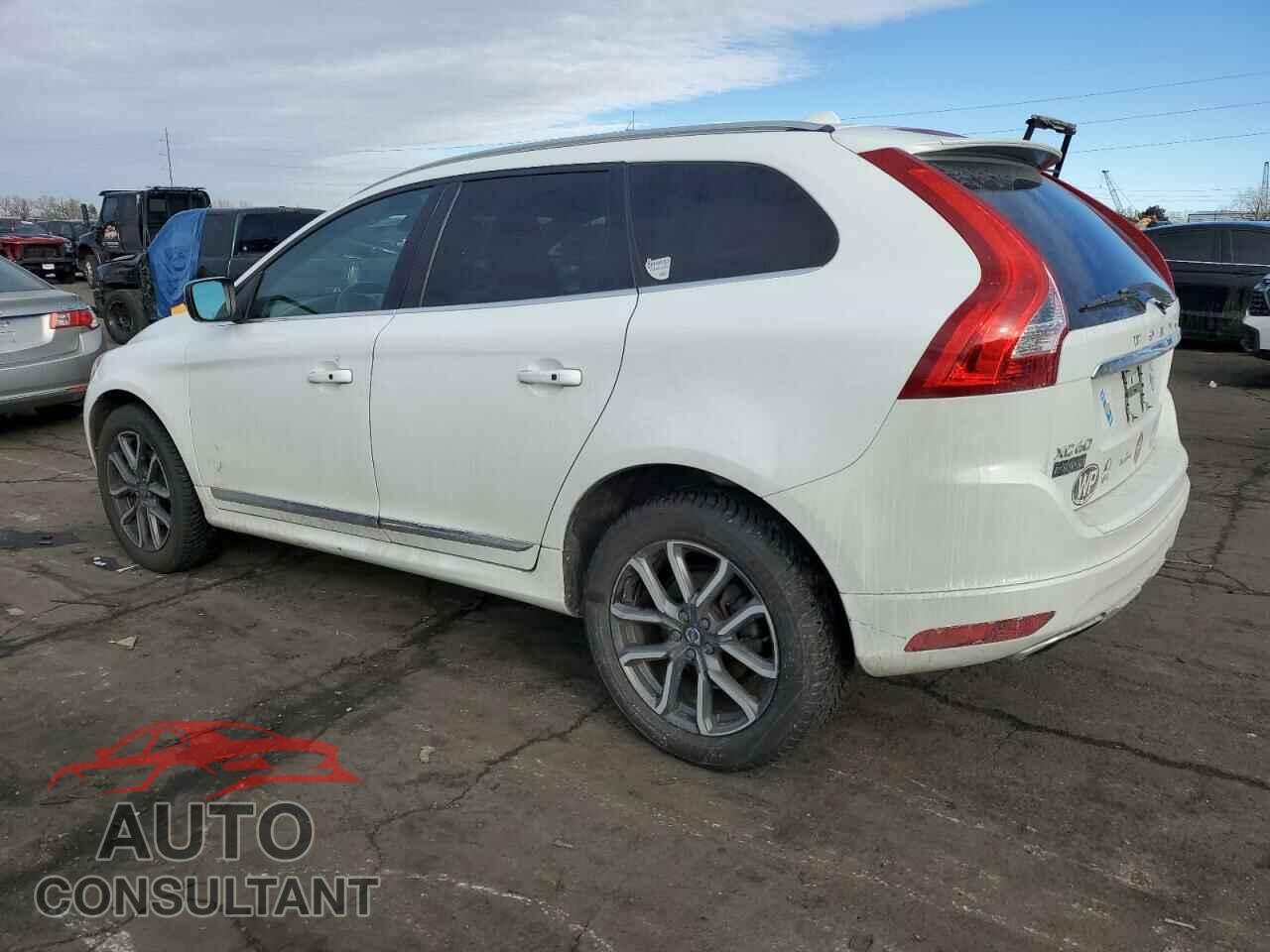 VOLVO XC60 2016 - YV4612RM2G2854749