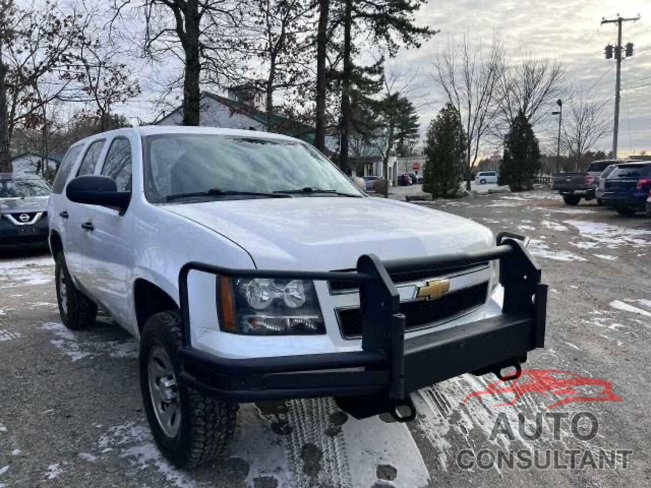 CHEVROLET TAHOE 2013 - 1GNSK2E08DR127191