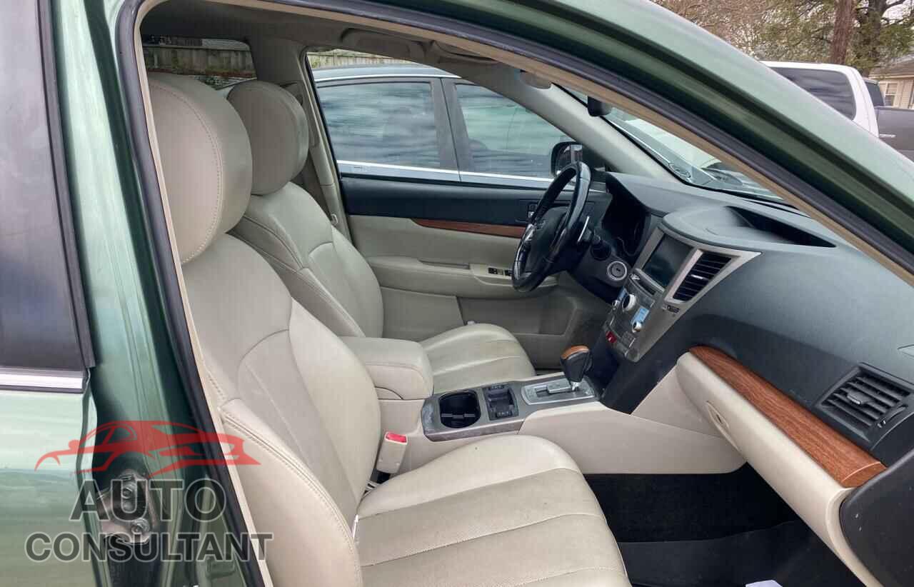 SUBARU OUTBACK 2013 - 4S4BRDLC9D2268529