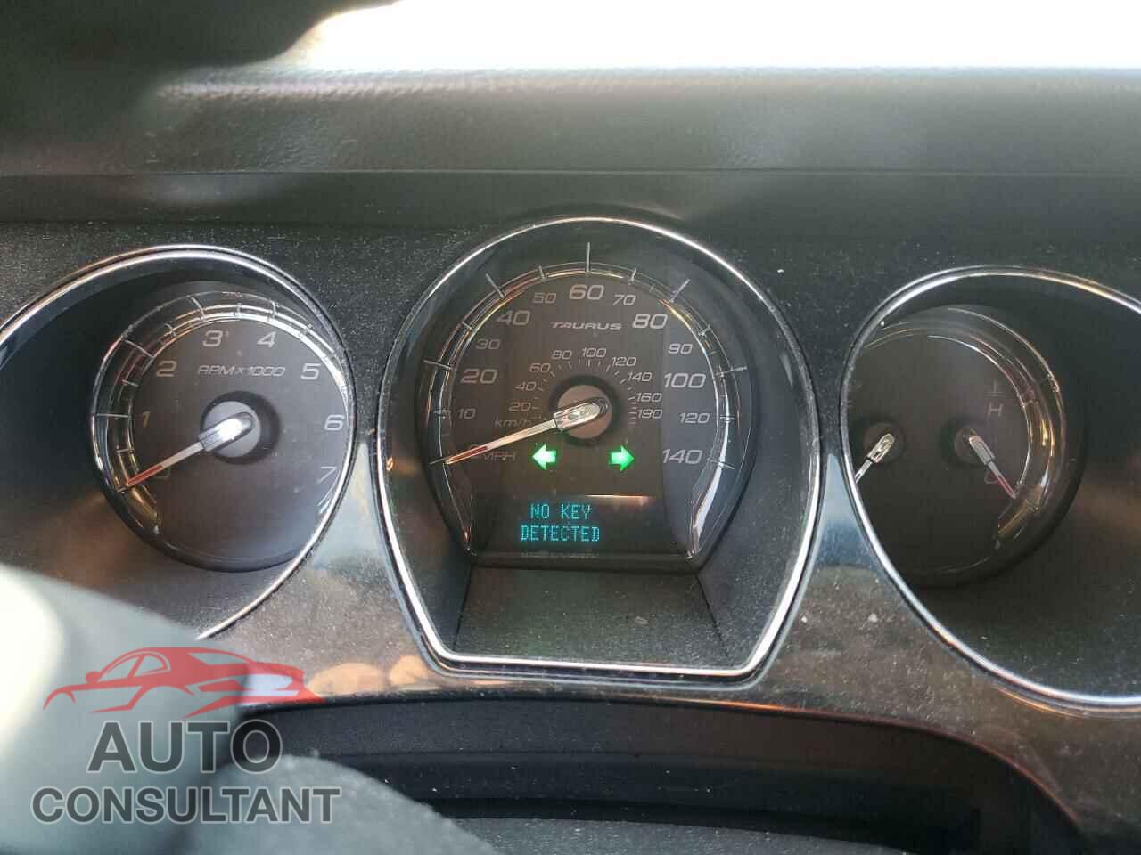 FORD TAURUS 2011 - 1FAHP2FW1BG110920