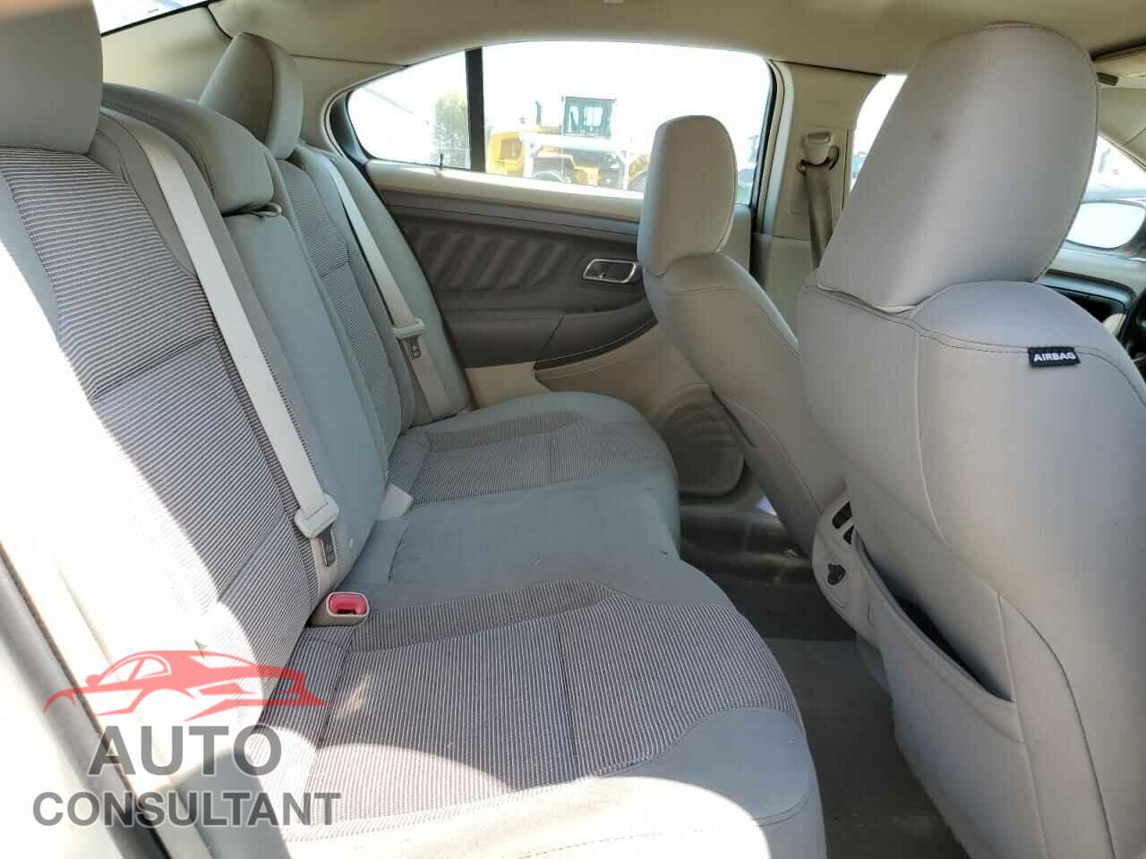 FORD TAURUS 2011 - 1FAHP2EW2BG116422