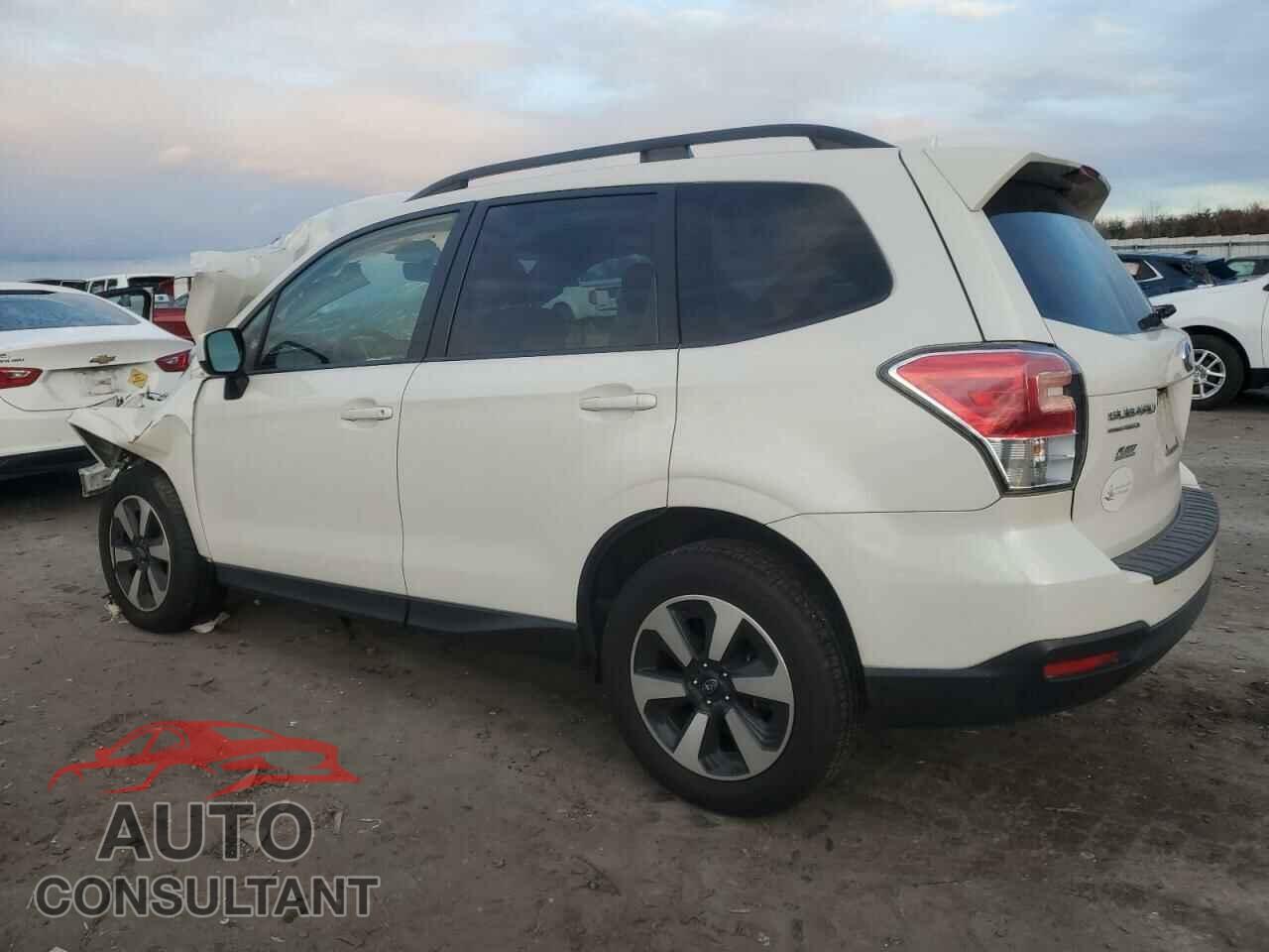 SUBARU FORESTER 2018 - JF2SJAEC6JH439240
