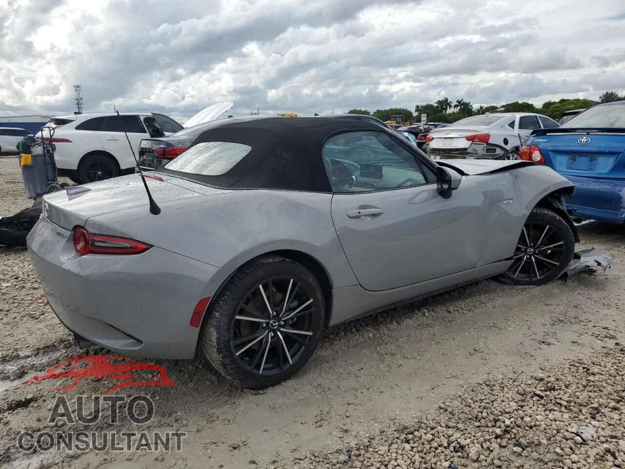 MAZDA MX5 2024 - JM1NDAD72R0604301
