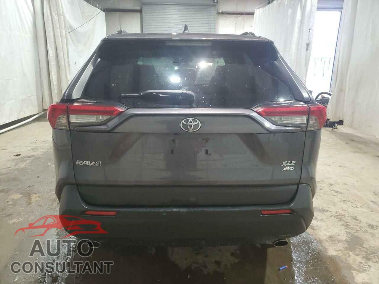 TOYOTA RAV4 2019 - JTMP1RFV6KD505653