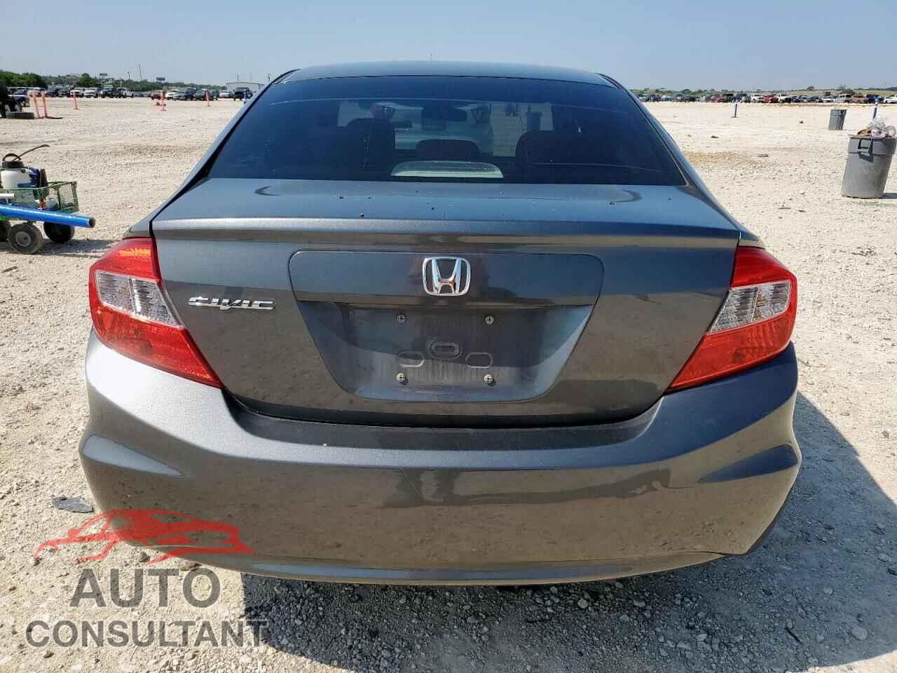 HONDA CIVIC 2012 - 2HGFB2F58CH325225