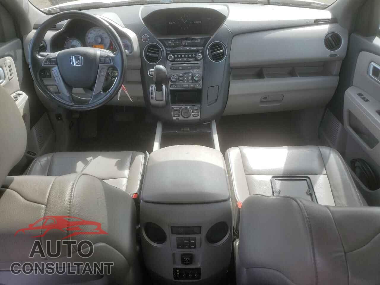 HONDA PILOT 2013 - 5FNYF4H97DB054902