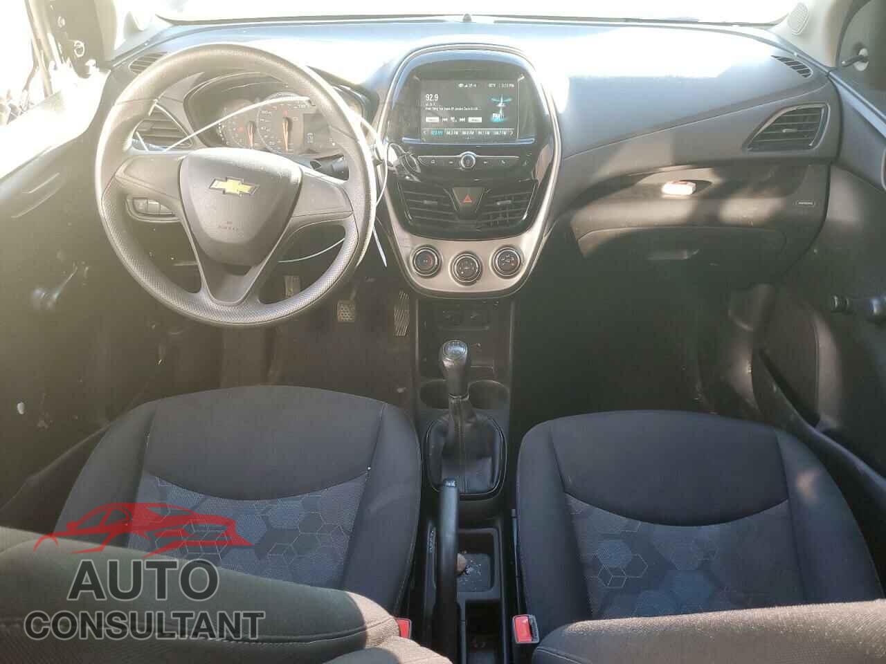 CHEVROLET SPARK 2018 - KL8CA6SA2JC449532