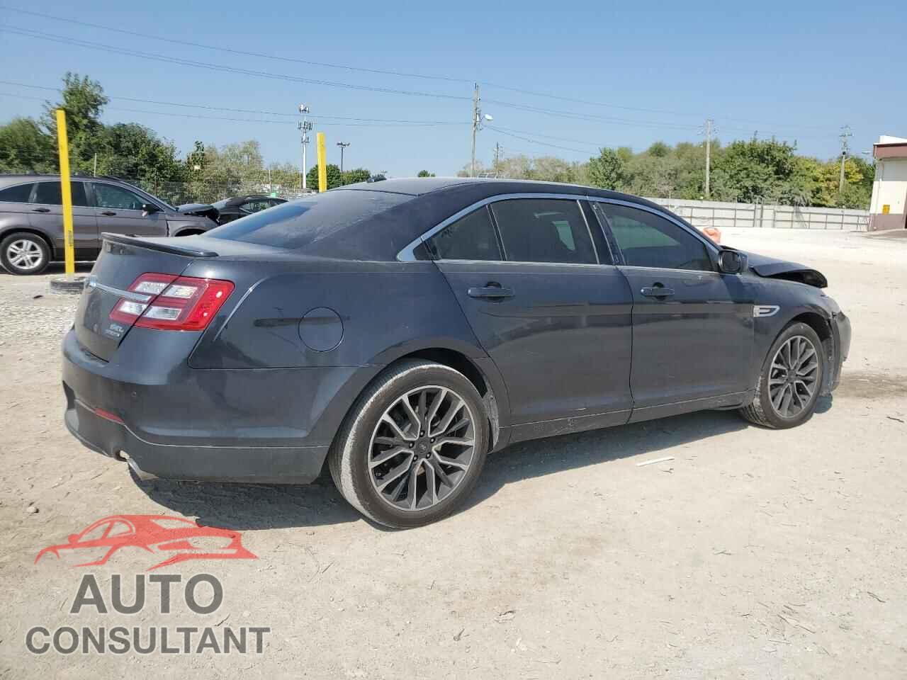 FORD TAURUS 2017 - 1FAHP2E81HG140060