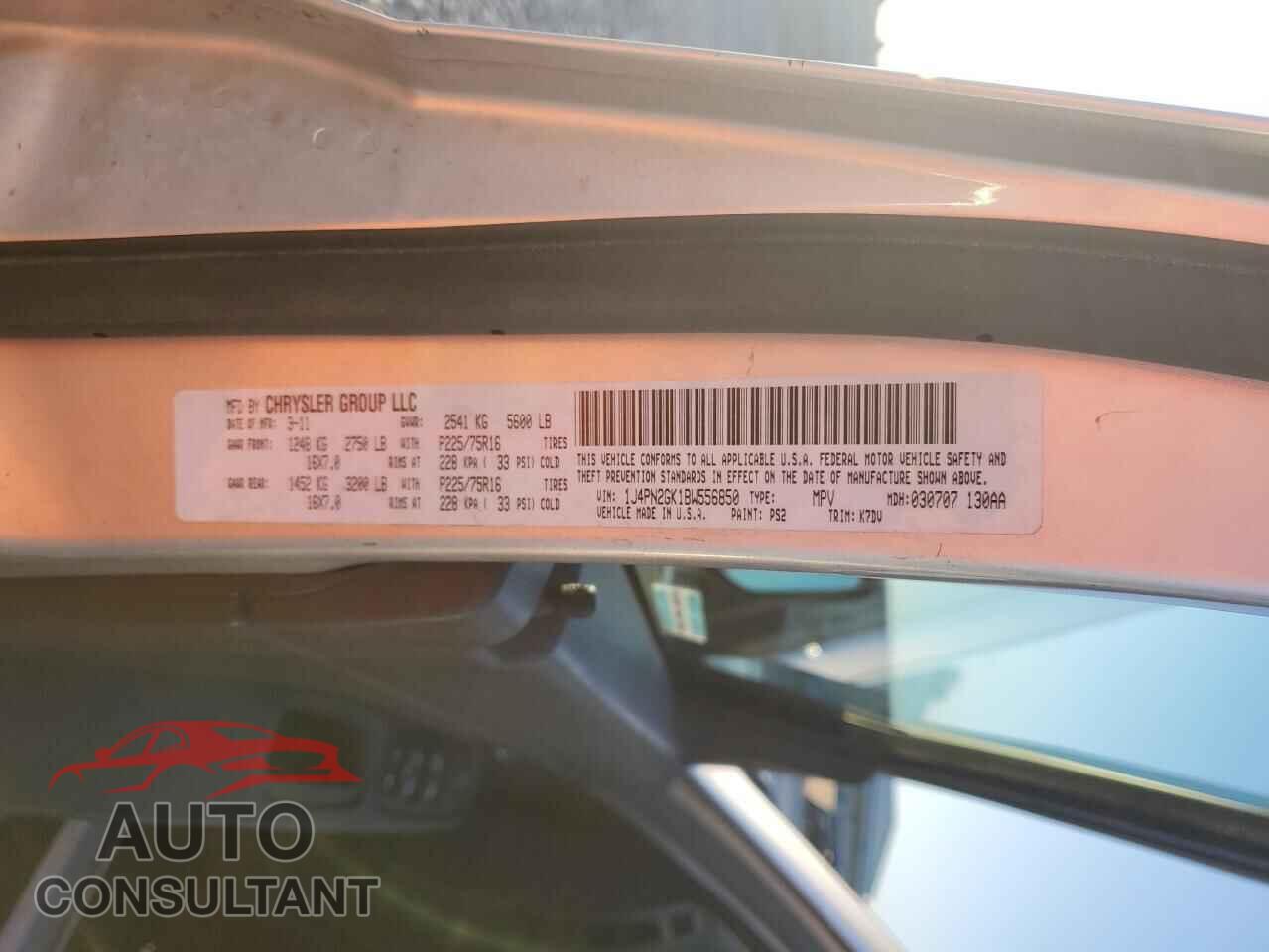 JEEP LIBERTY 2011 - 1J4PN2GK1BW556850