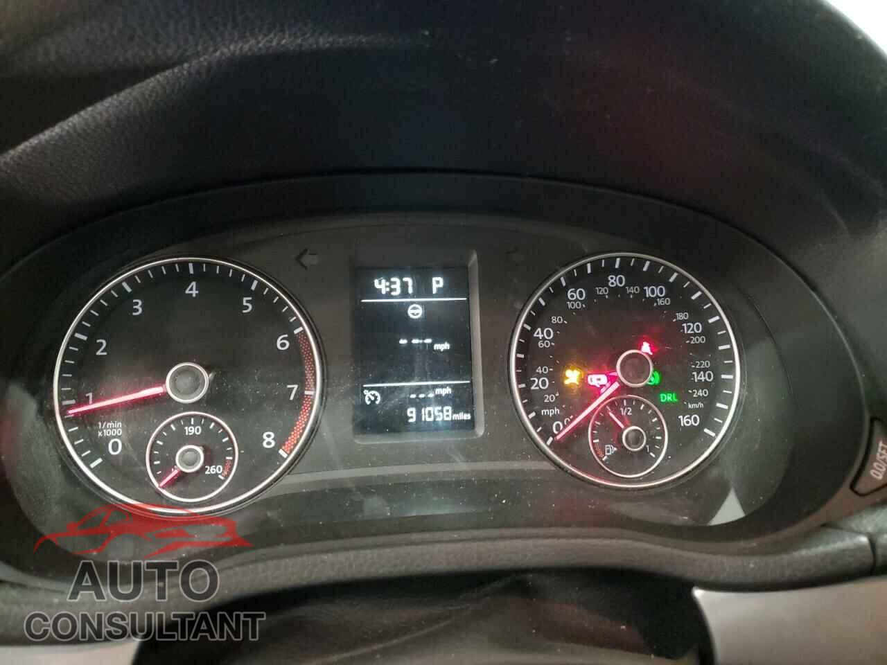 VOLKSWAGEN PASSAT 2015 - 1VWAT7A3XFC051216