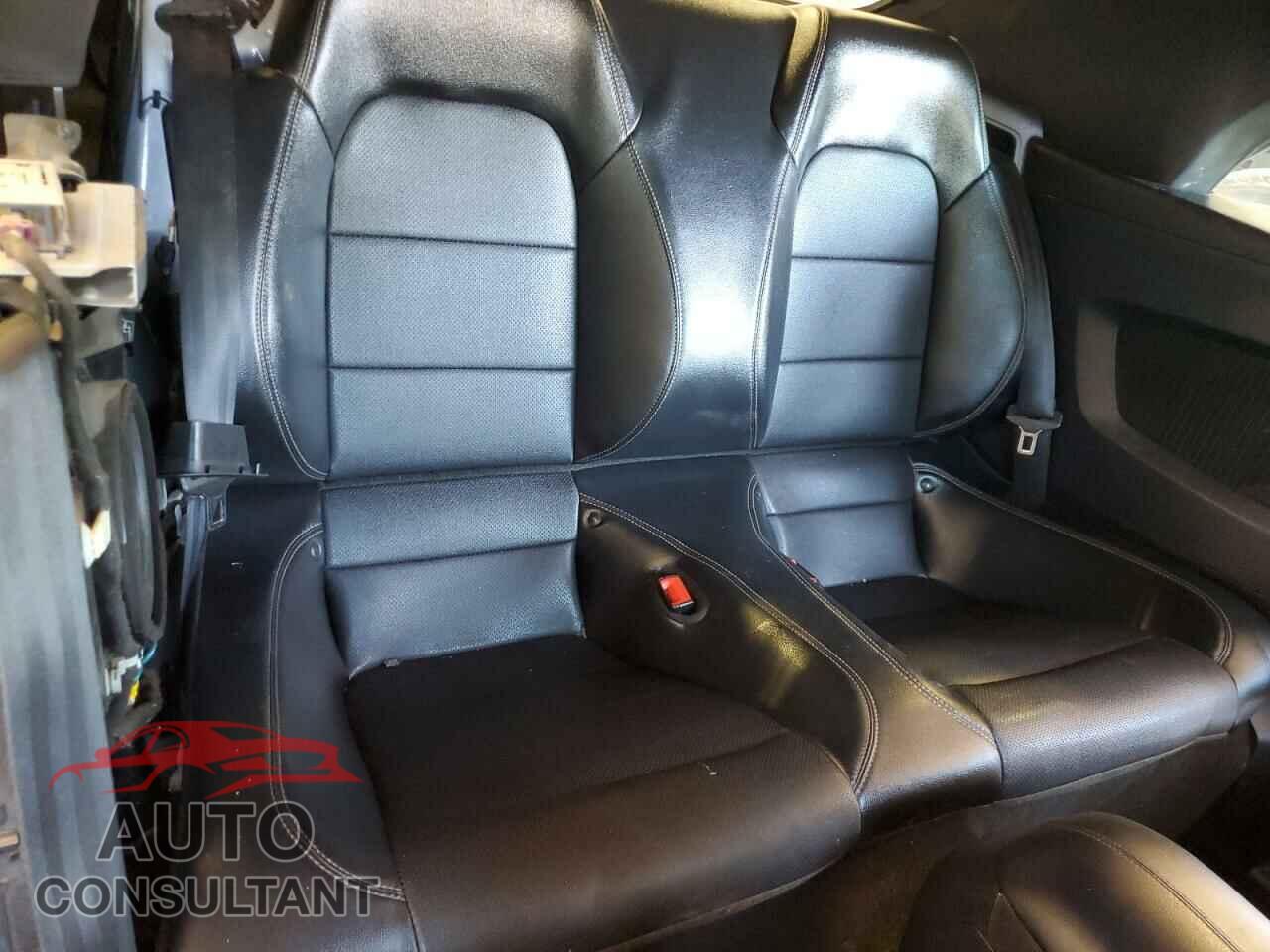 FORD MUSTANG 2020 - 1FATP8UH8L5139748