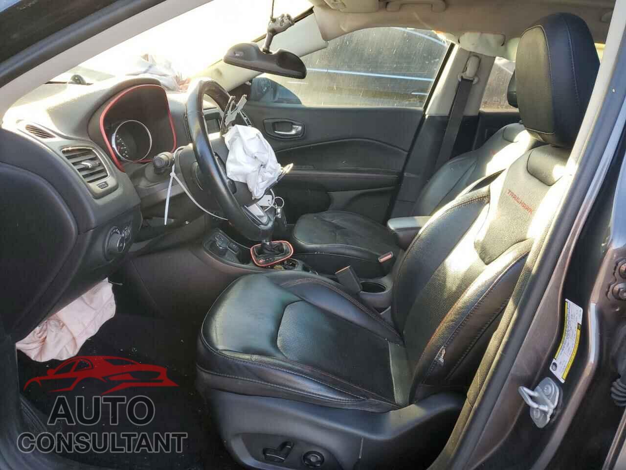 JEEP COMPASS 2018 - 3C4NJDDB0JT367135