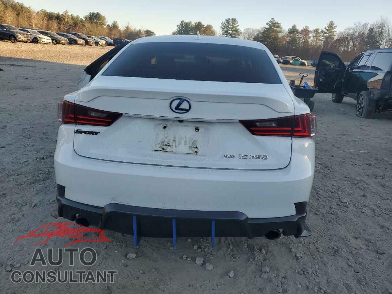 LEXUS IS 2015 - JTHCF1D28F5018933