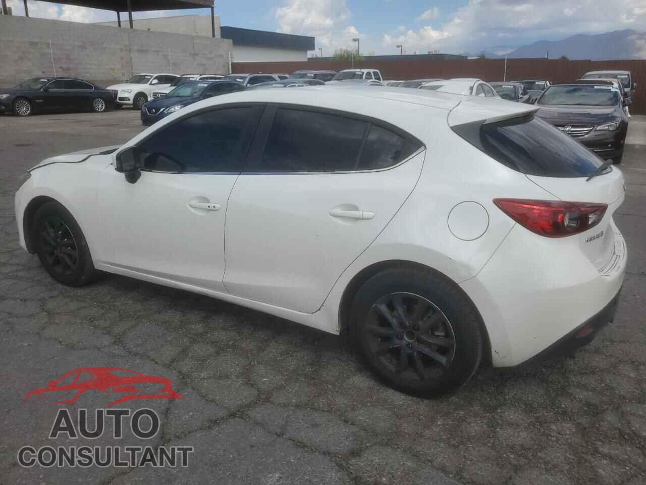 MAZDA 3 2015 - JM1BM1M76F1243874