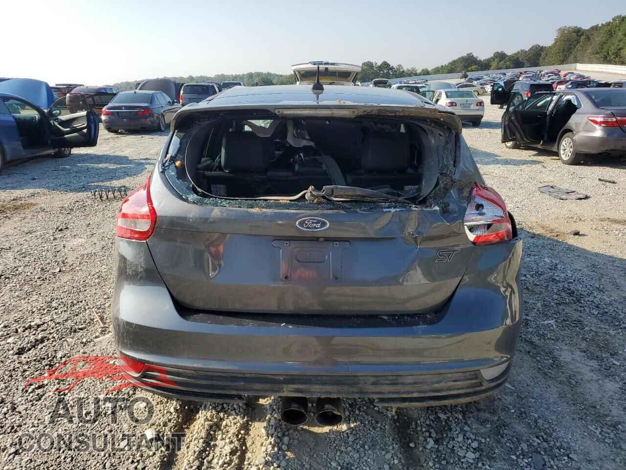 FORD FOCUS 2015 - 1FADP3L96FL280982